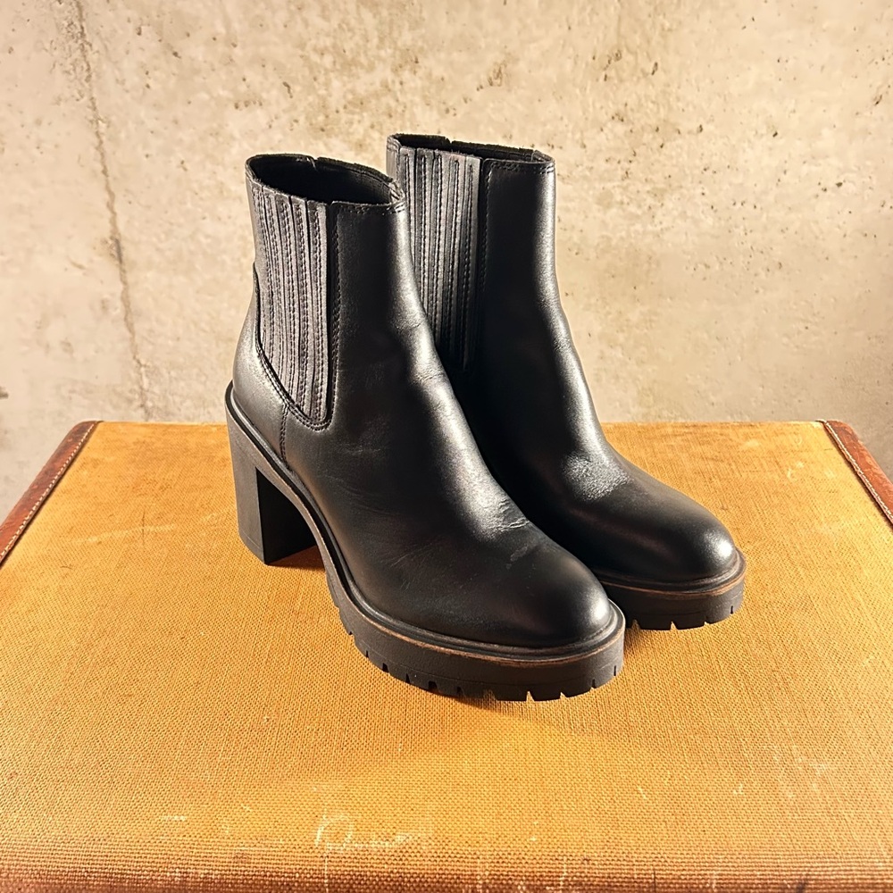 Dolce Vita Black Chunky Heel Ankle Boots - Picture 4 of 14